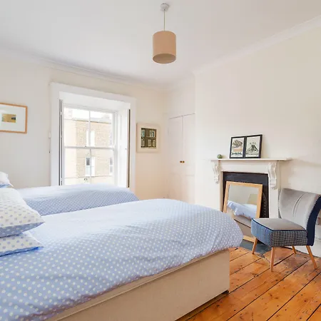 The James Joyce House - Hiphipstay-3